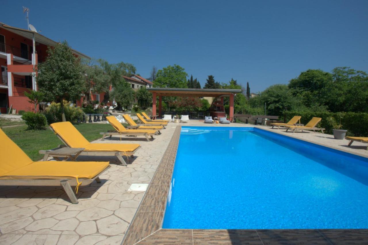 Ilias Apartments Ípszosz Kültér fotó