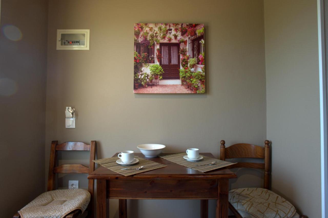 Ilias Apartments Ípszosz Kültér fotó