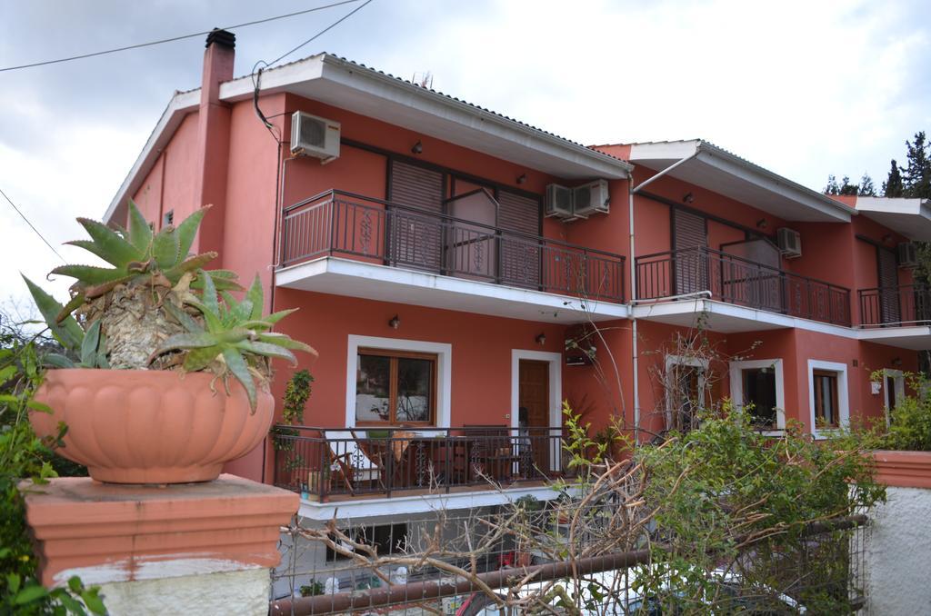 Ilias Apartments Ípszosz Kültér fotó